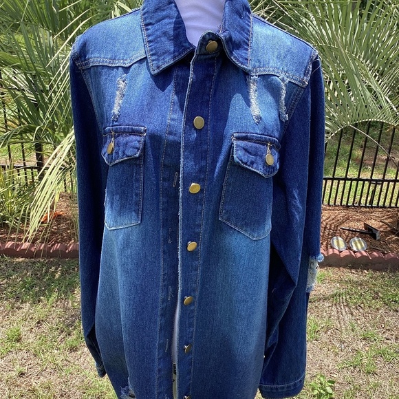 EMBELLISH TUNA FISH  DISTRESSED DENIM JACKET ( Size: XXL) - Picture 3 of 5